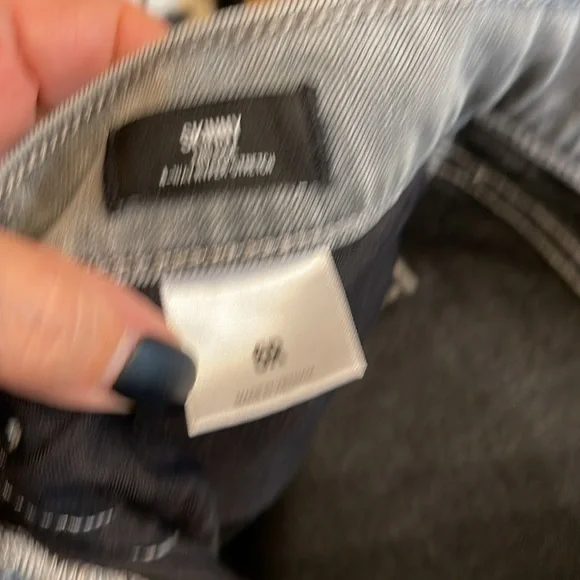 Skinny Mid Rise - Picture 5 of 7